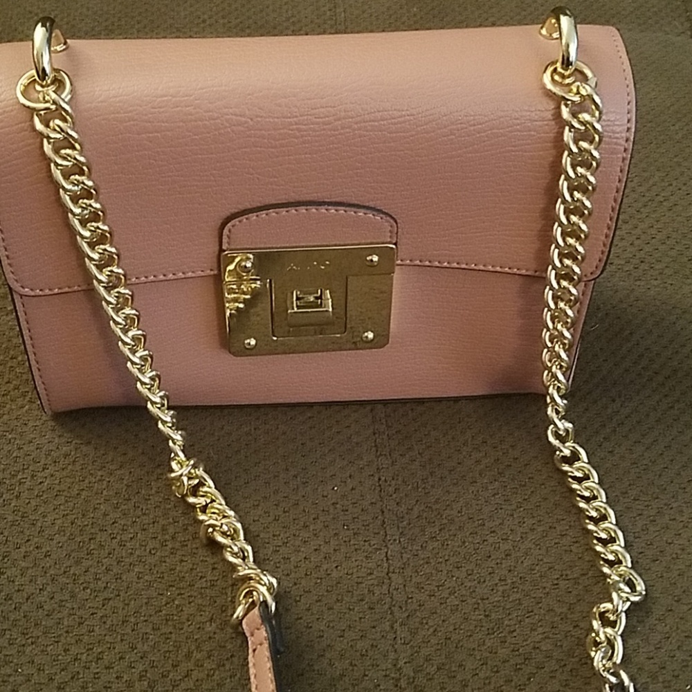 Cute Box Purse - Picture 2 of 7